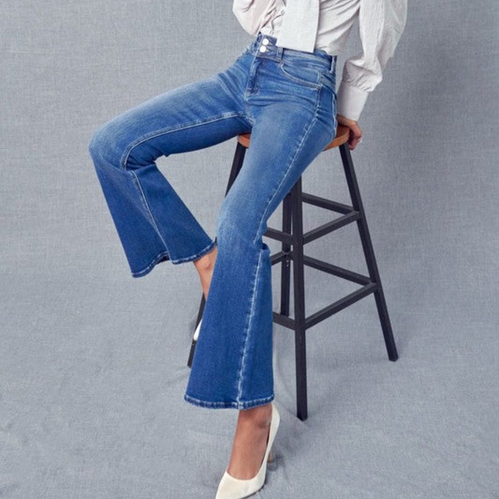 Petite Kancan Flares